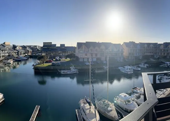 Refuge Des Pirates דוביל